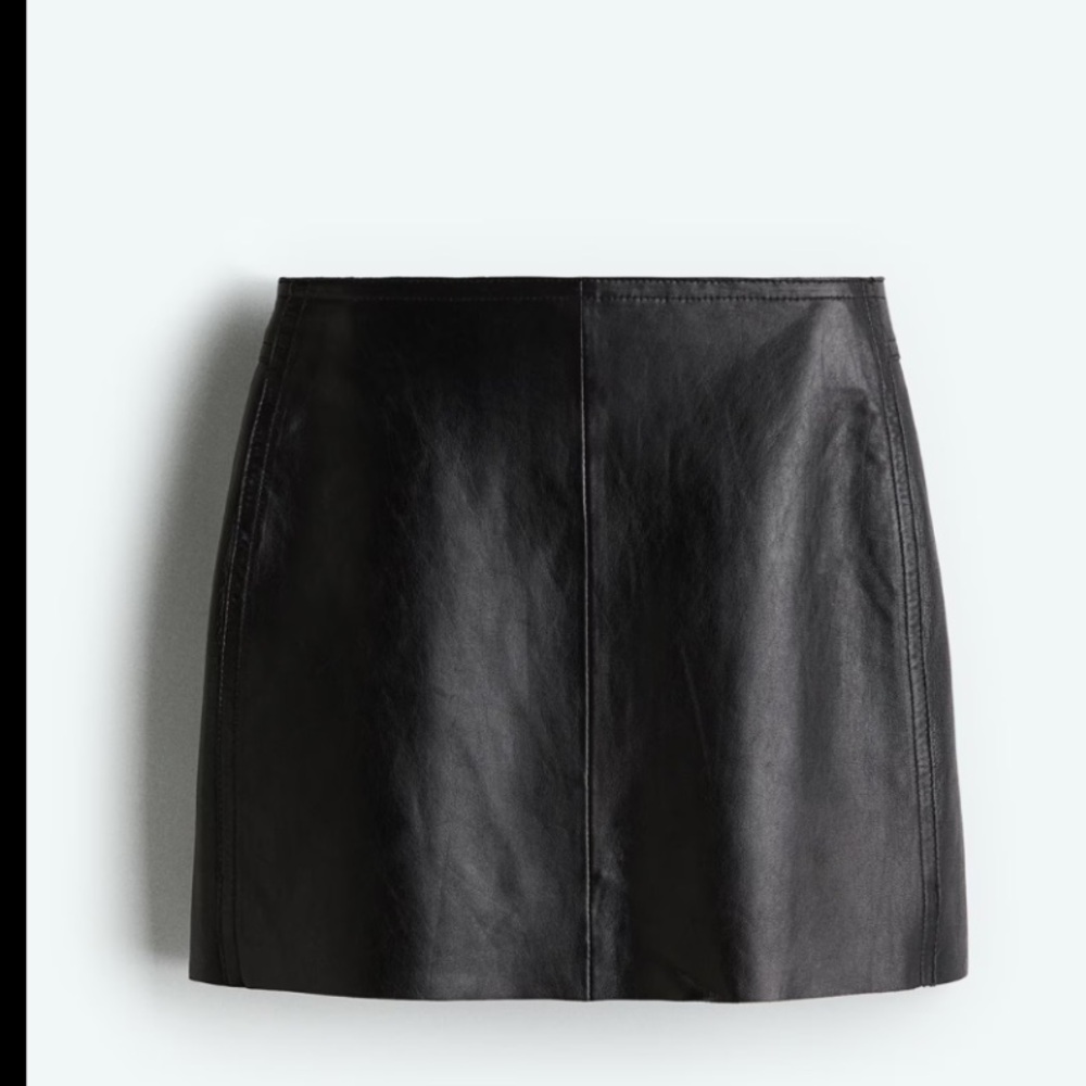 HM Black Faux Leather Mini Skirt Size 2
